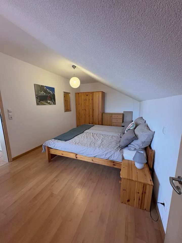 Ferienwohnung im Allgäu – gemütlicher Innenraum am Leonhardshof Albrecht in Sommers bei Kempten